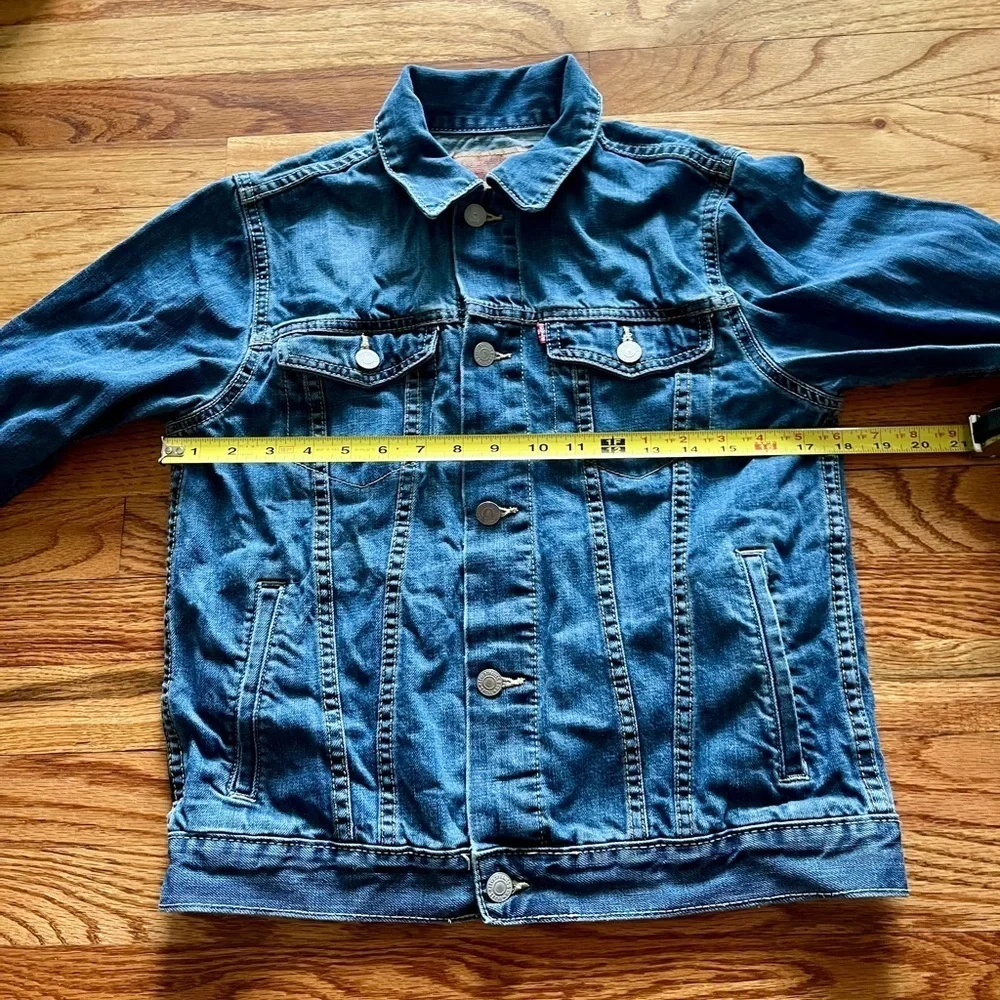 Levi’s Vintage Youth Jean Jacket - Size Large